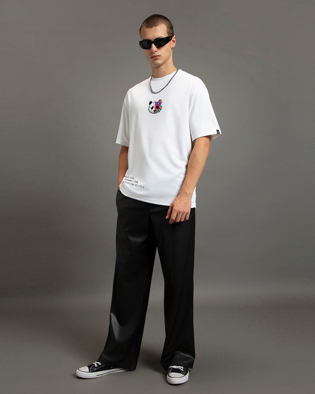WHITE BETTER & BETTER OVERSIZED GRAPHIC TEEZ