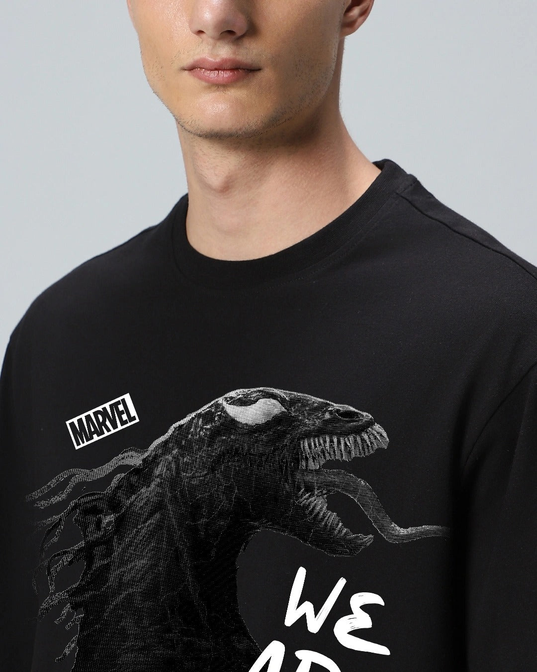 BLACK VENOM OVERSIZED GRAPHIC TEEZ